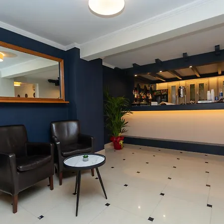 Kosmopolit Hotel