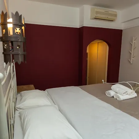 Hotel Kosmopolit Loutraki (Corinthia)