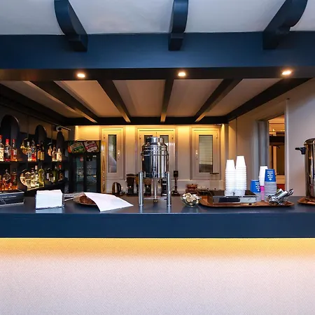 Kosmopolit Hotel