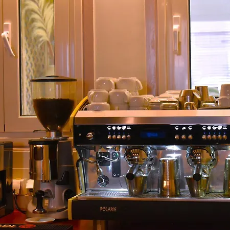 Kosmopolit 3* Loutráki