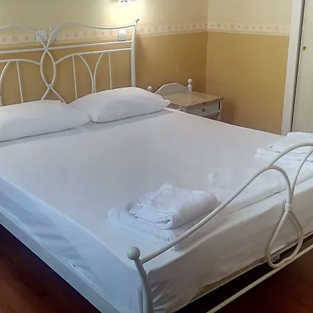 Kosmopolit Hotell Loutráki