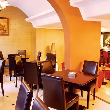 Kosmopolit Szálloda